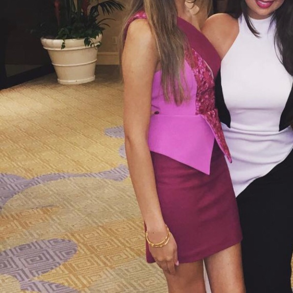 One shoulder pink peplum dress